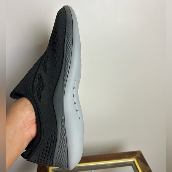 Crocs Literide 360 Pacer Men's Sneakers Black Gray Size 11 Outdoor Slip on - Picture 4 of 12